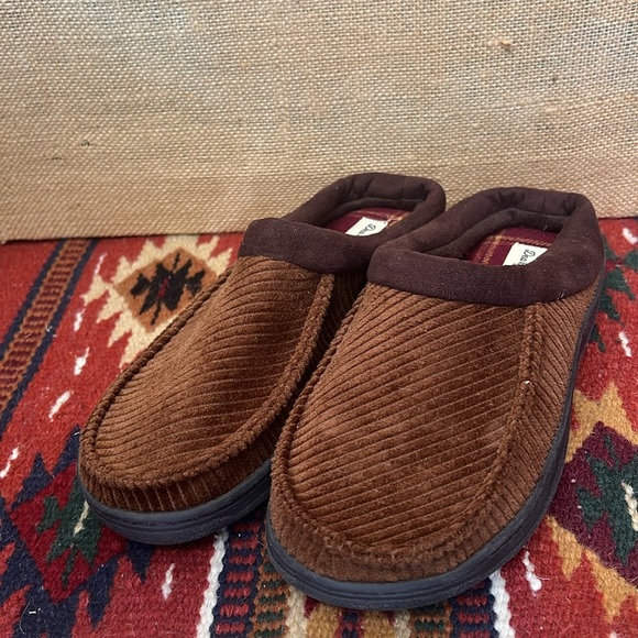 dearfoams Other - Dearfoams men's sleepers size Small